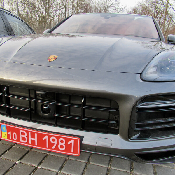 Porsche Cayenne из Германии (40434)