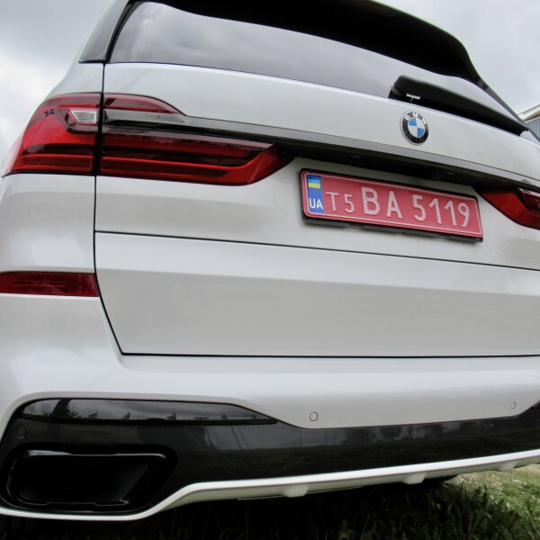 BMW X7 из Германии (44683)