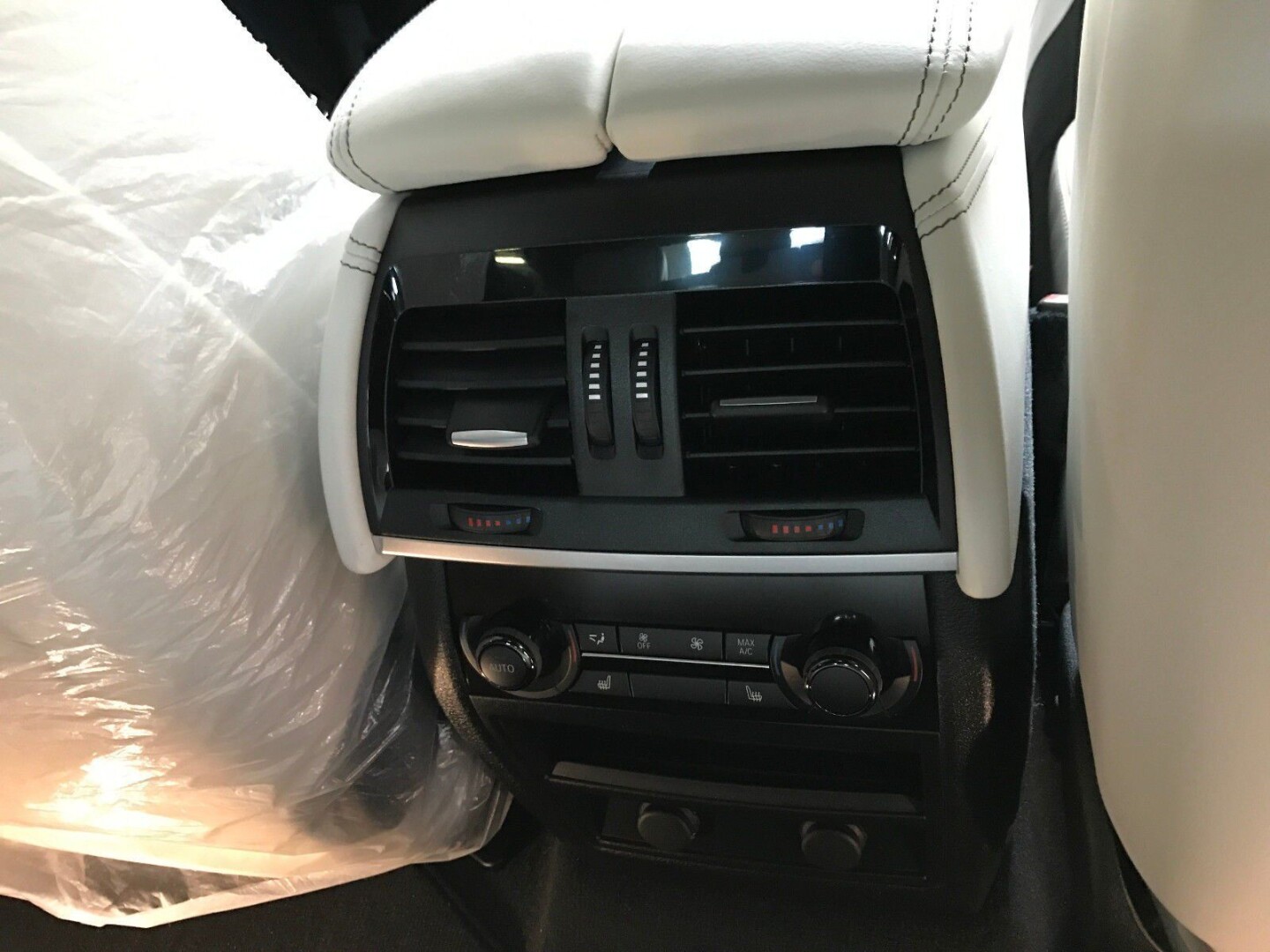 BMW X6 xDrive 50d INDIVIDUAL  З Німеччини (13669)