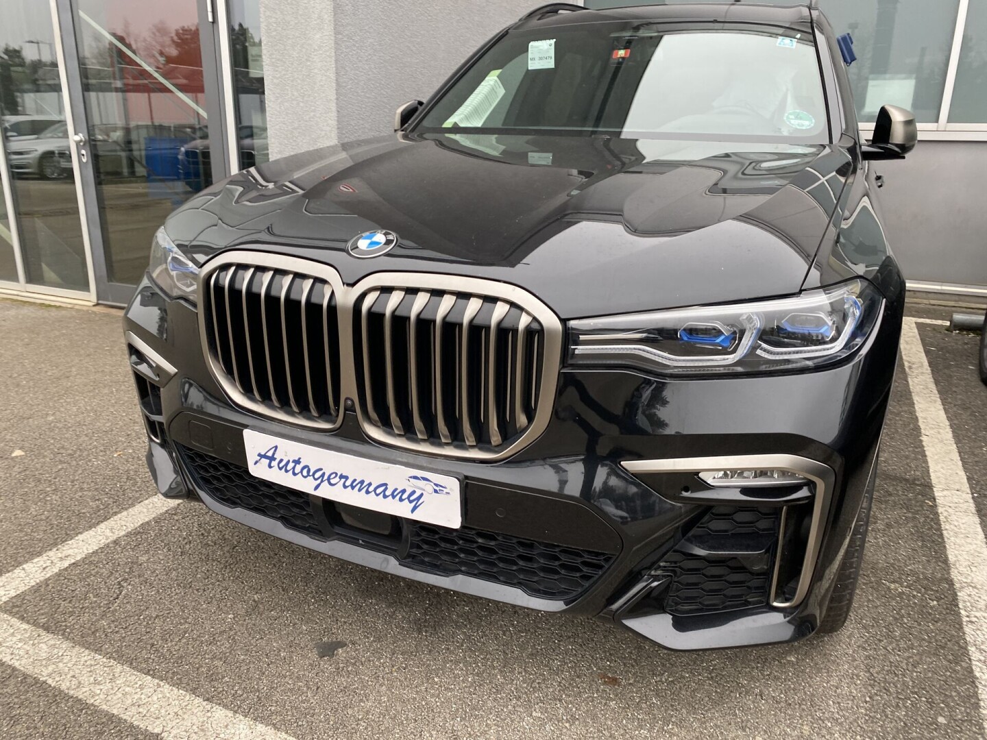 BMW X7 M50d 400PS LASER SKY-Lounge 7мест З Німеччини (37761)
