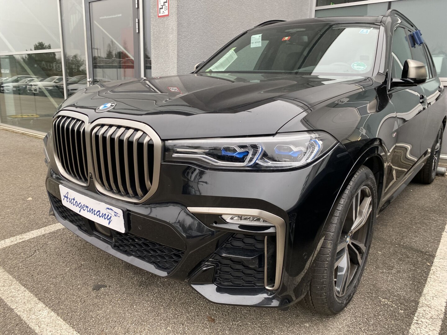 BMW X7 M50d 400PS LASER SKY-Lounge 7мест З Німеччини (37762)