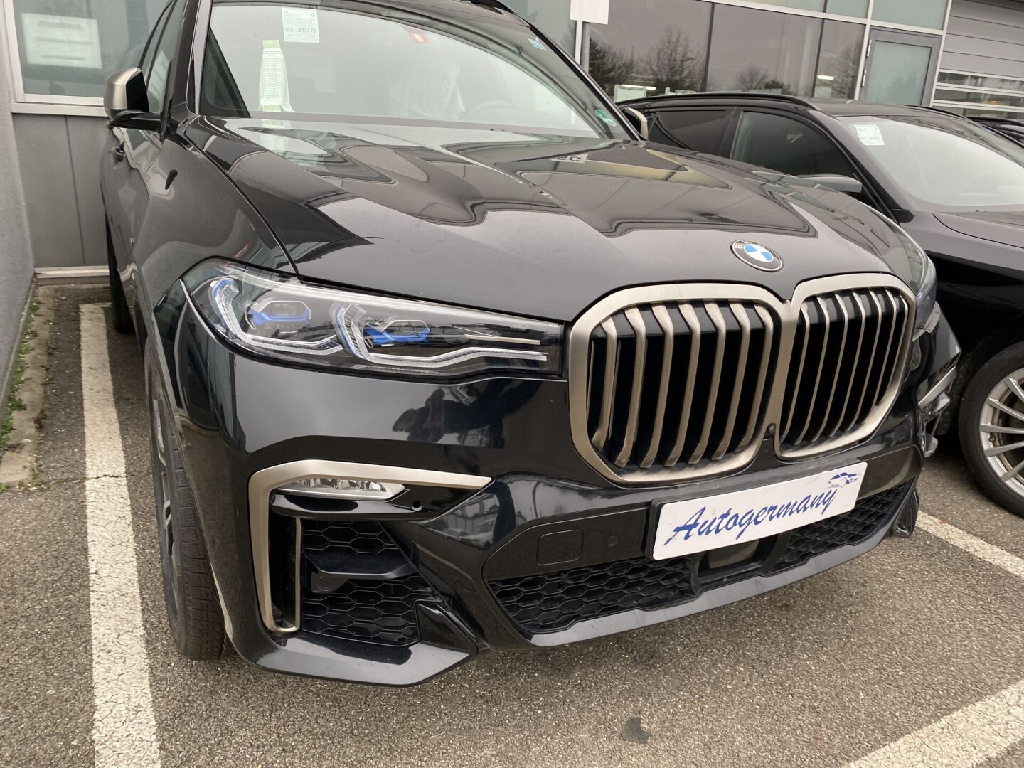 BMW X7 M50d 400PS LASER SKY-Lounge 7мест З Німеччини (37772)