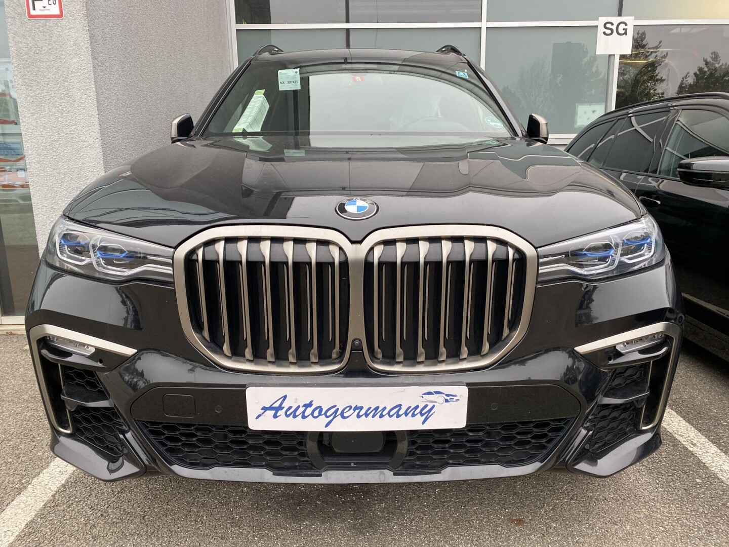 BMW X7 M50d 400PS LASER SKY-Lounge 7мест З Німеччини (37758)