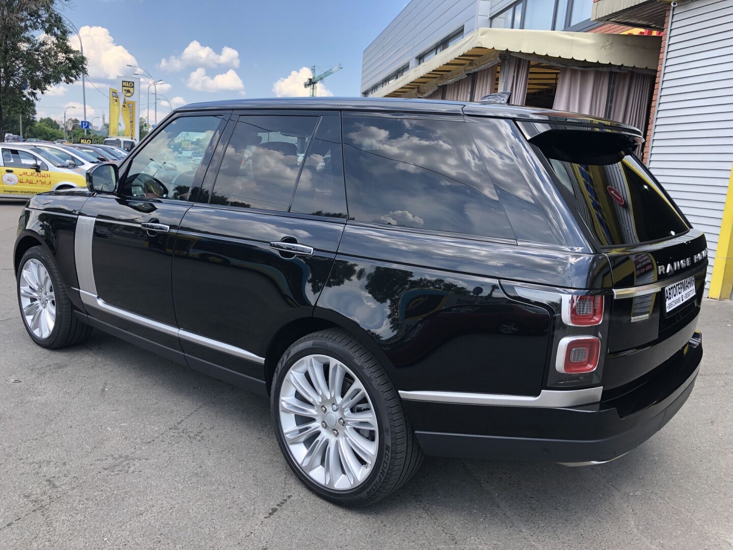 Land Rover Range Rover 4.4 SDV8 Autobiography INDIVIDUAL З Німеччини (19498)