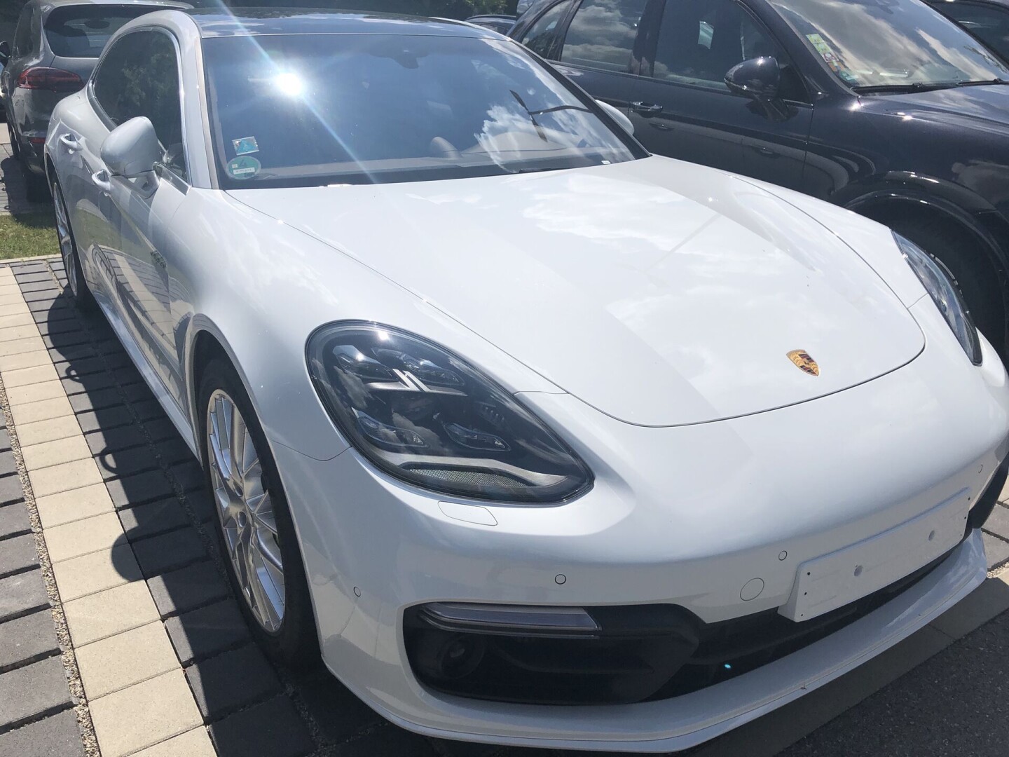 Porsche Panamera Turbo S E-Hybrid  З Німеччини (27108)