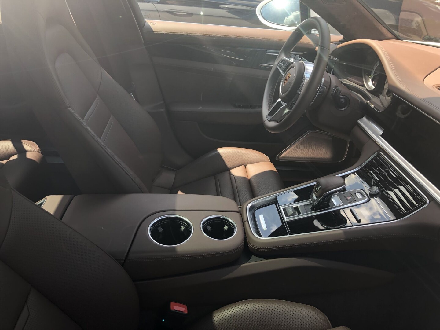 Porsche Panamera Turbo S E-Hybrid  З Німеччини (27120)