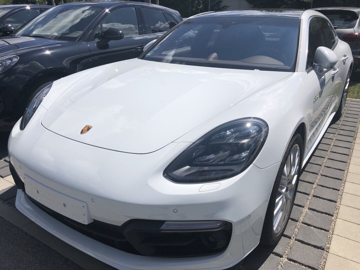 Porsche Panamera Turbo S E-Hybrid  З Німеччини (27105)