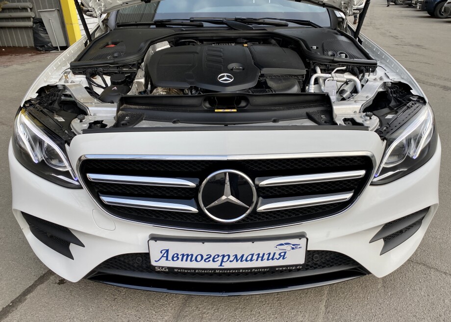 Mercedes-Benz E220d 4Matic AMG Black-Paket  З Німеччини (43094)