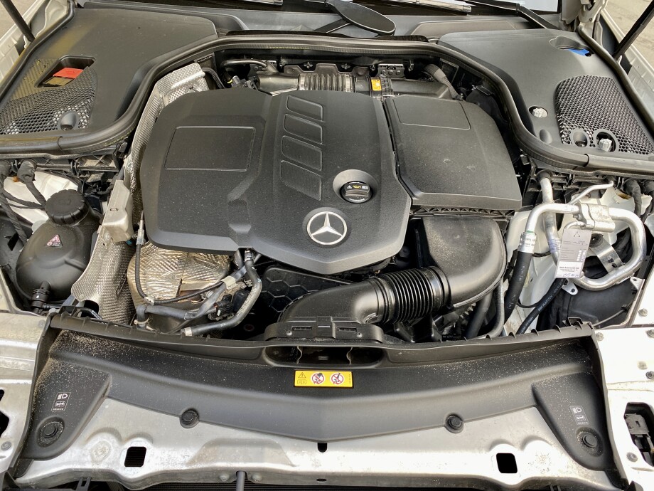 Mercedes-Benz E220d 4Matic AMG Black-Paket  З Німеччини (43098)