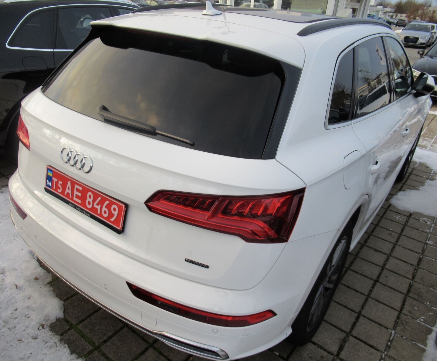 Audi Q5 45TDI 231PS S-Line LED Из Германии (43927)
