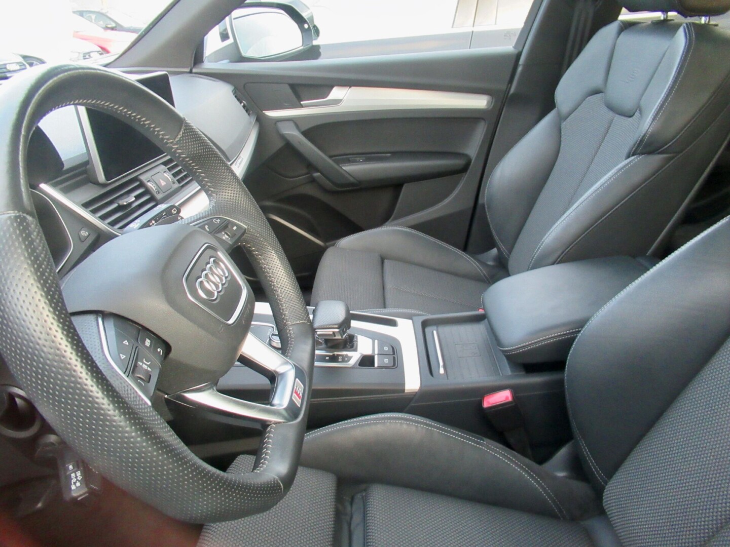 Audi Q5 45TDI 231PS S-Line LED Из Германии (43907)