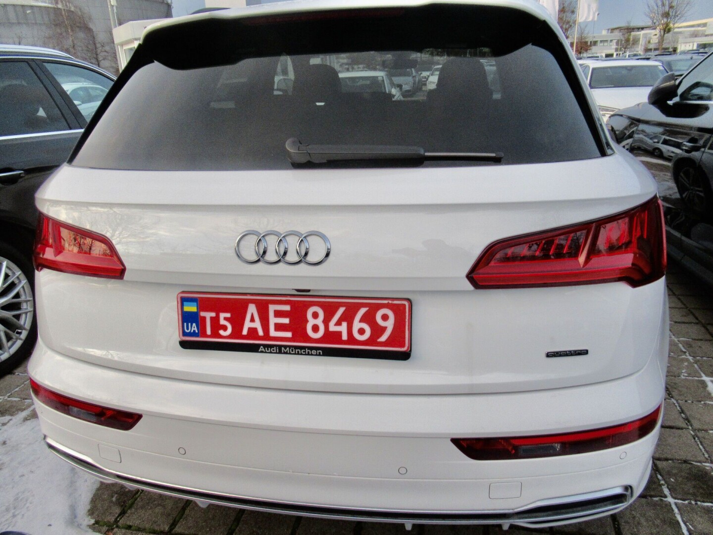 Audi Q5 45TDI 231PS S-Line LED Из Германии (43925)