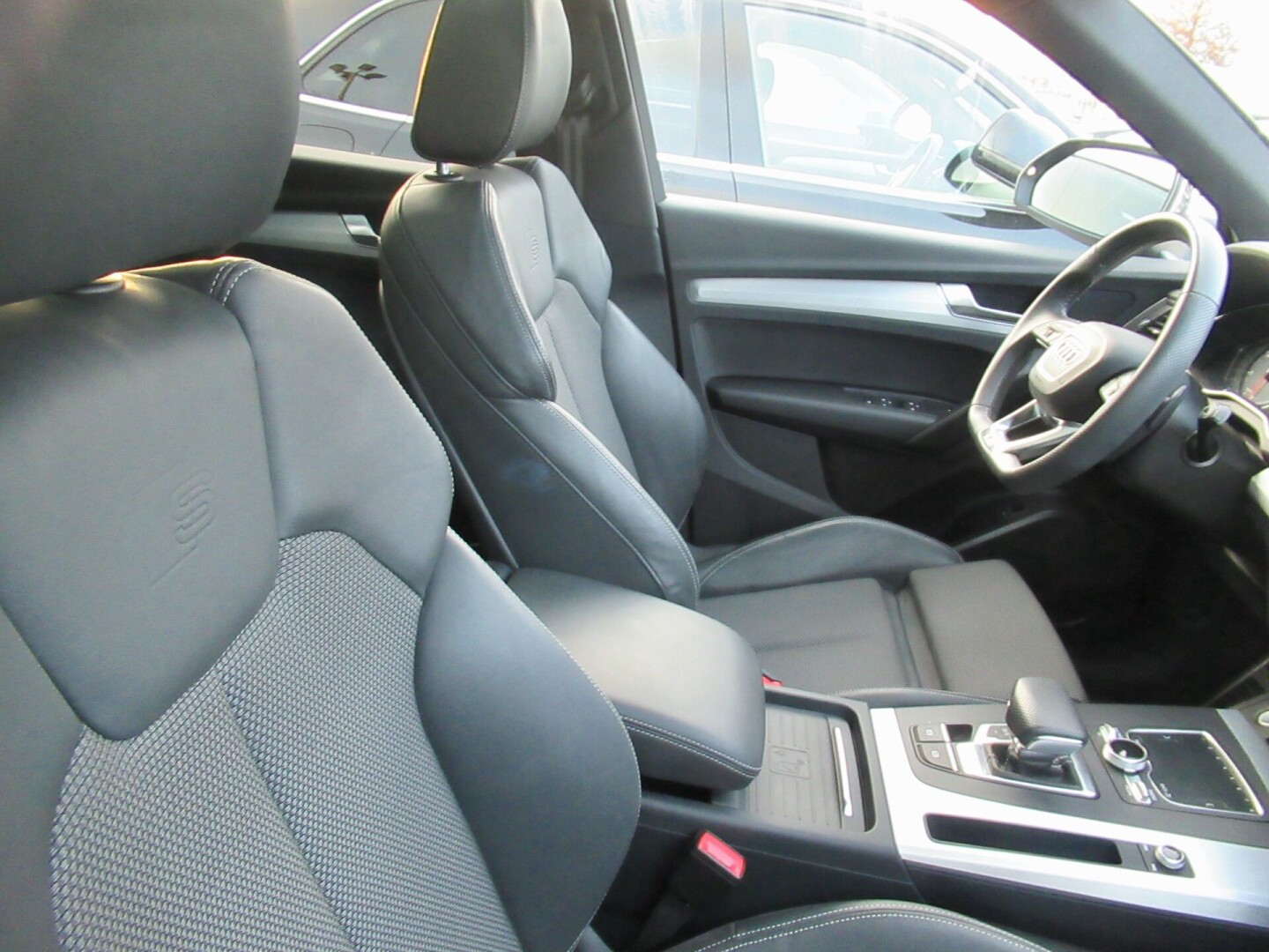 Audi Q5 45TDI 231PS S-Line LED Из Германии (43917)