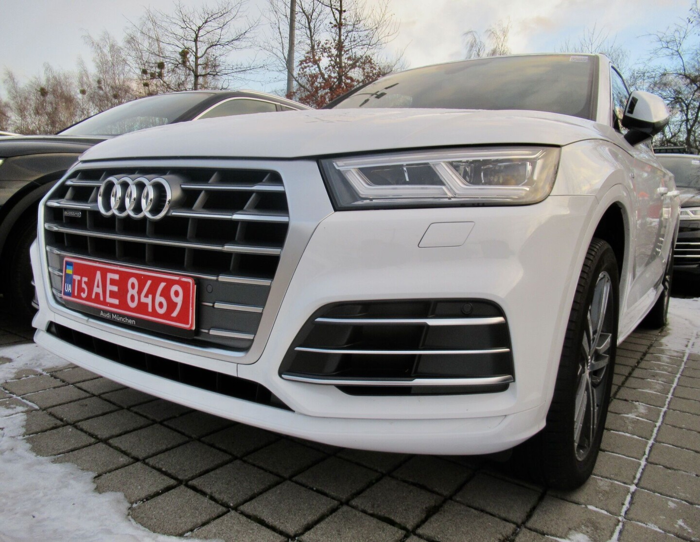 Audi Q5 45TDI 231PS S-Line LED Из Германии (43900)