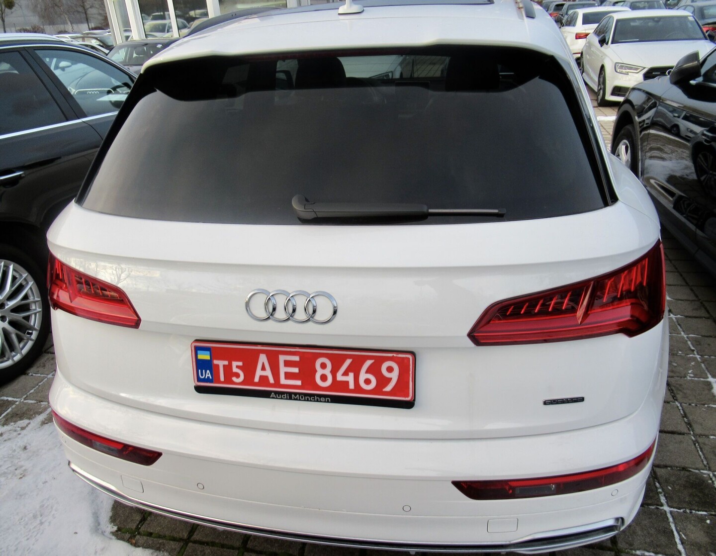 Audi Q5 45TDI 231PS S-Line LED Из Германии (43926)