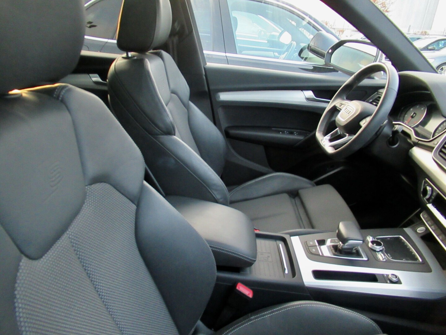 Audi Q5 45TDI 231PS S-Line LED Из Германии (43901)
