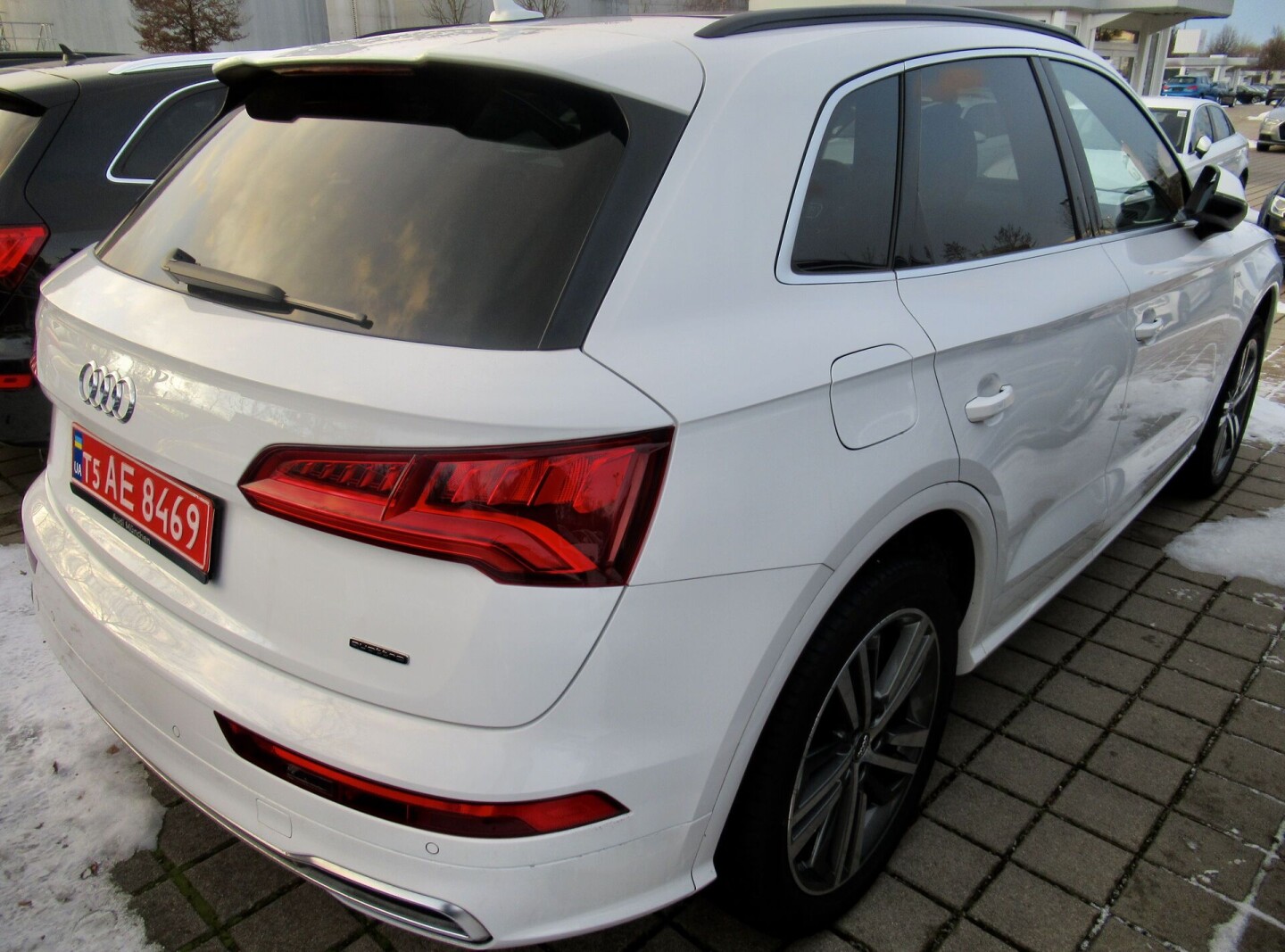 Audi Q5 45TDI 231PS S-Line LED Из Германии (43884)