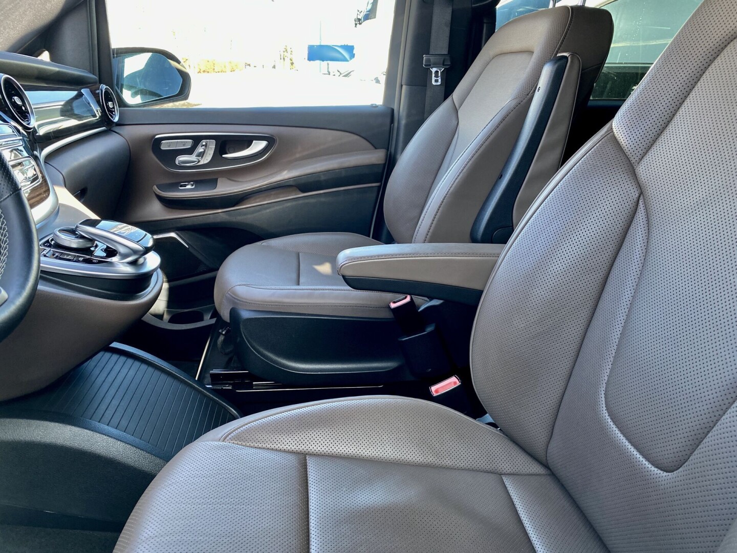 Mercedes V250d 4Matic AMG Long Avantgarde Edition 7мест Из Германии (44780)