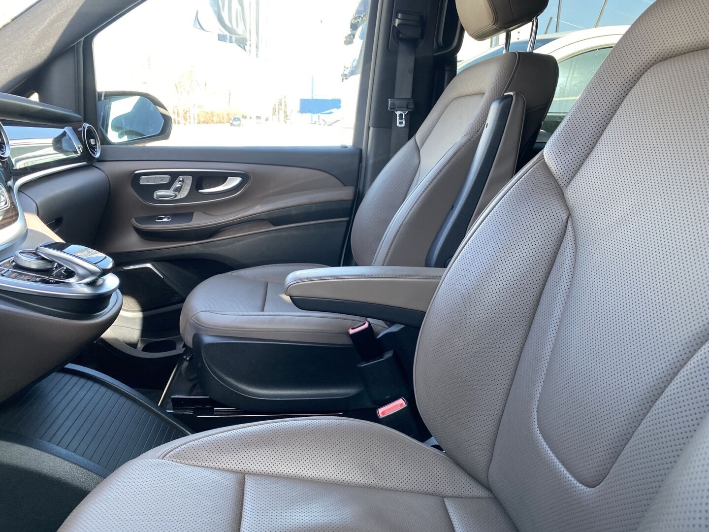 Mercedes V250d 4Matic AMG Long Avantgarde Edition 7мест Из Германии (44777)