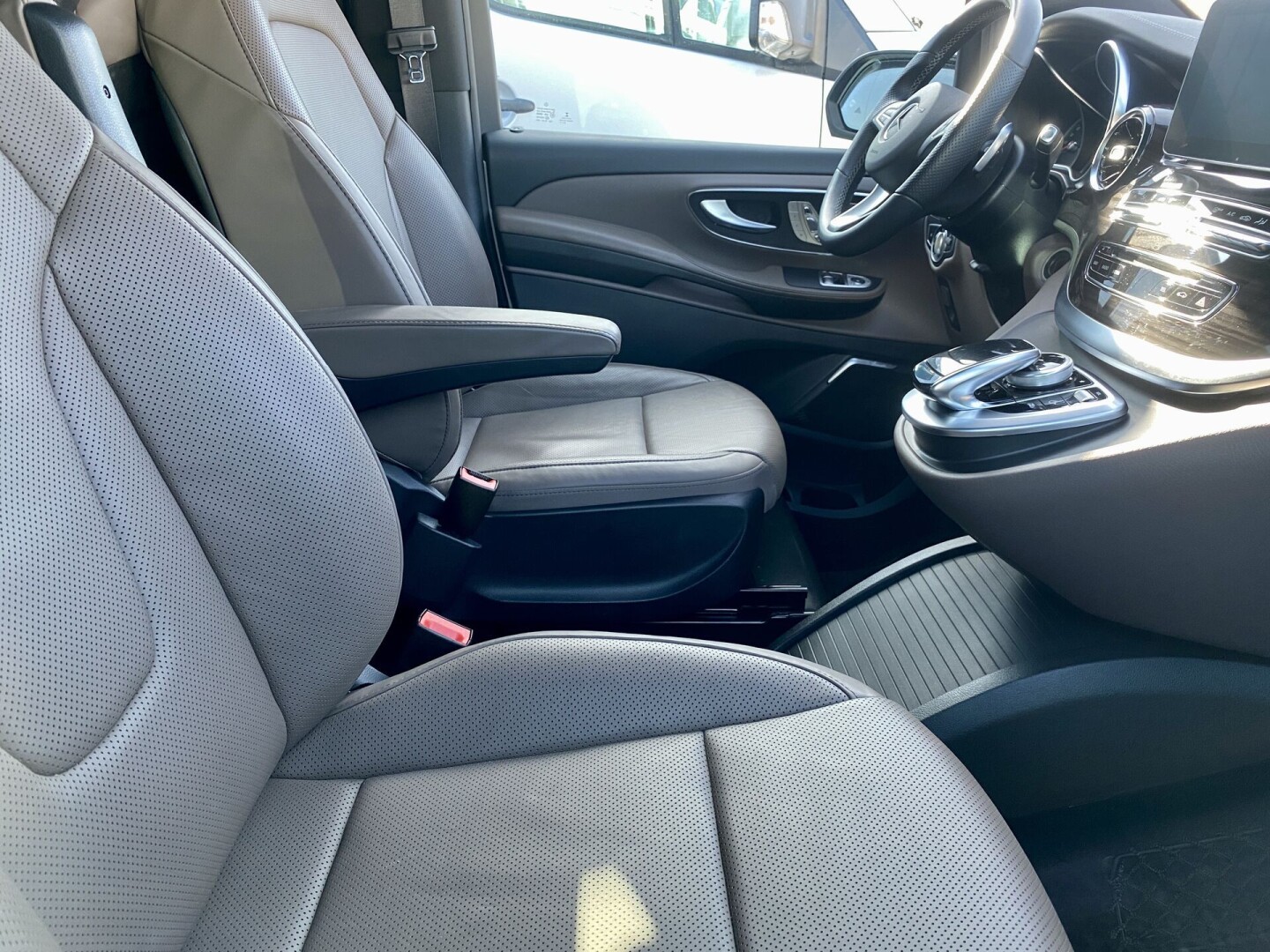 Mercedes V250d 4Matic AMG Long Avantgarde Edition 7мест Из Германии (44794)