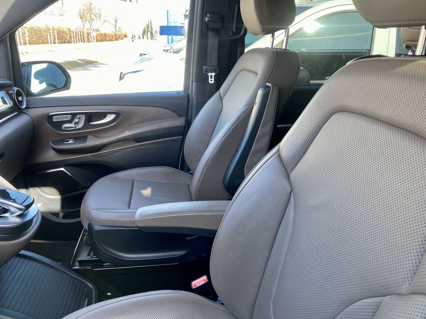 Mercedes V250d 4Matic AMG Long Avantgarde Edition 7мест Из Германии (44776)