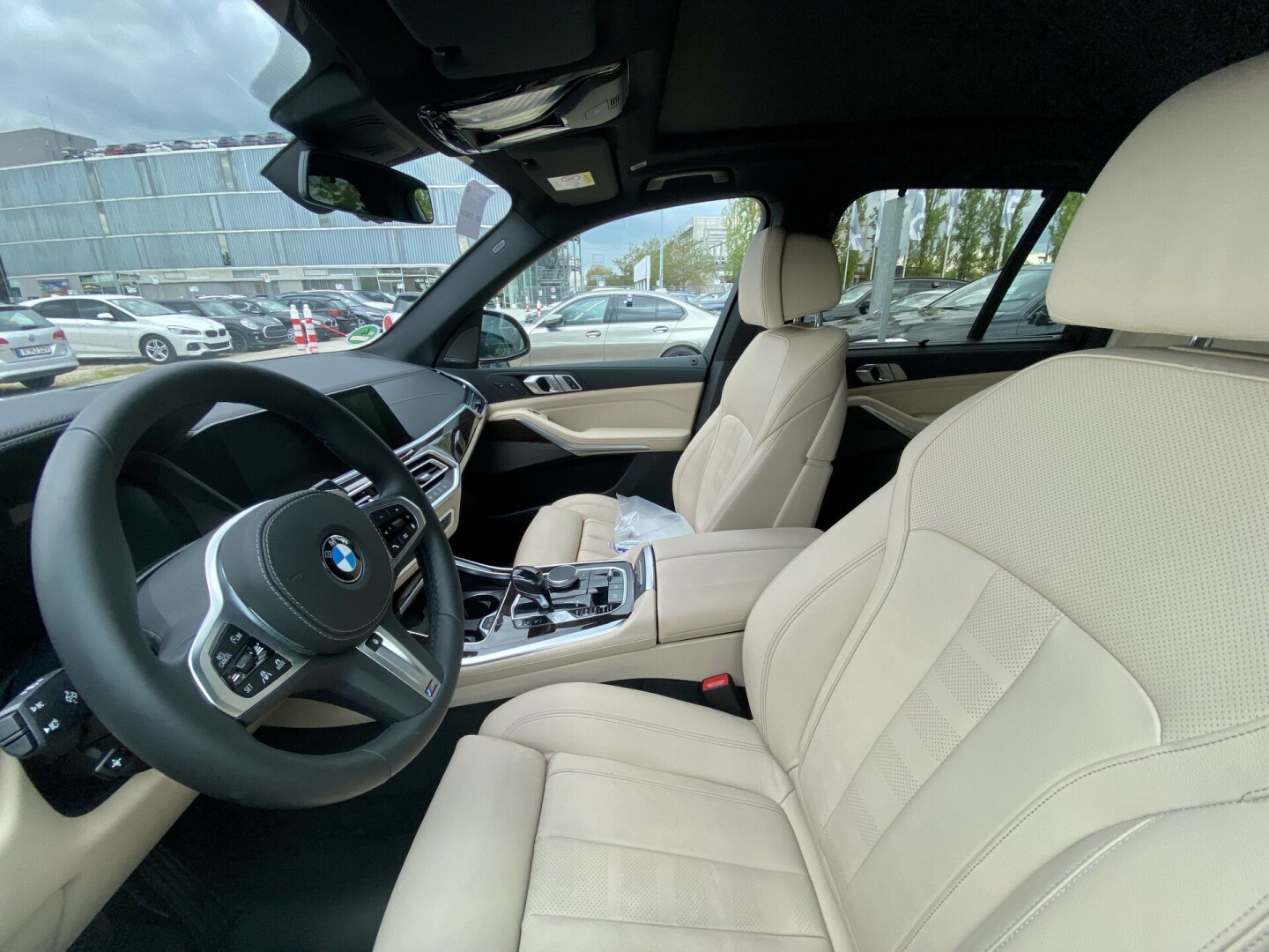 BMW X5 xDrive 40d 340PS xLine SkyLounge  З Німеччини (48393)