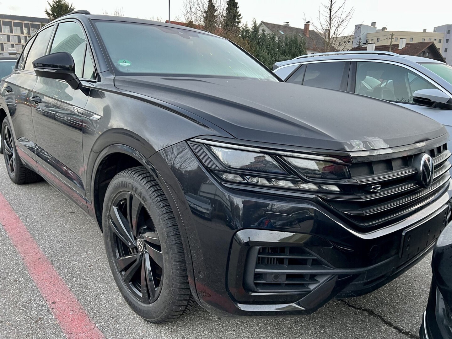 VW Touareg 3.0 V6 TSI 340PS eHybrid R-Line З Німеччини (61328)