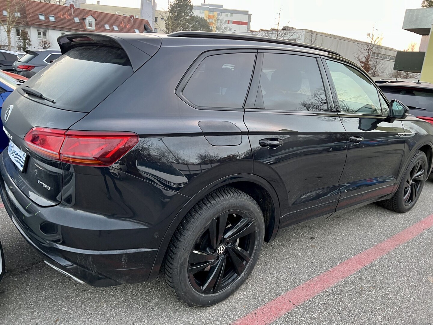 VW Touareg 3.0 V6 TSI 340PS eHybrid R-Line З Німеччини (61284)