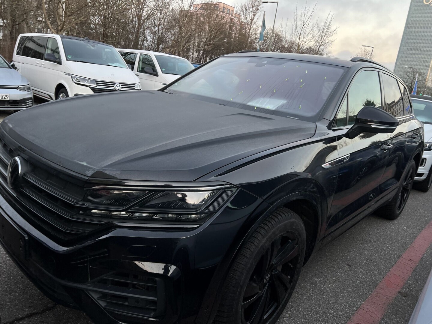 VW Touareg 3.0 V6 TSI 340PS eHybrid R-Line З Німеччини (61297)