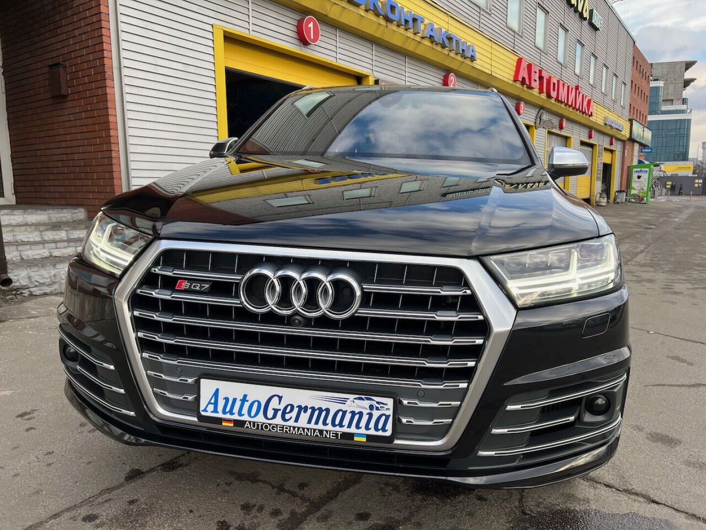Audi SQ7 4.0TDI 435PS Matrix Bose 7местный З Німеччини (66607)