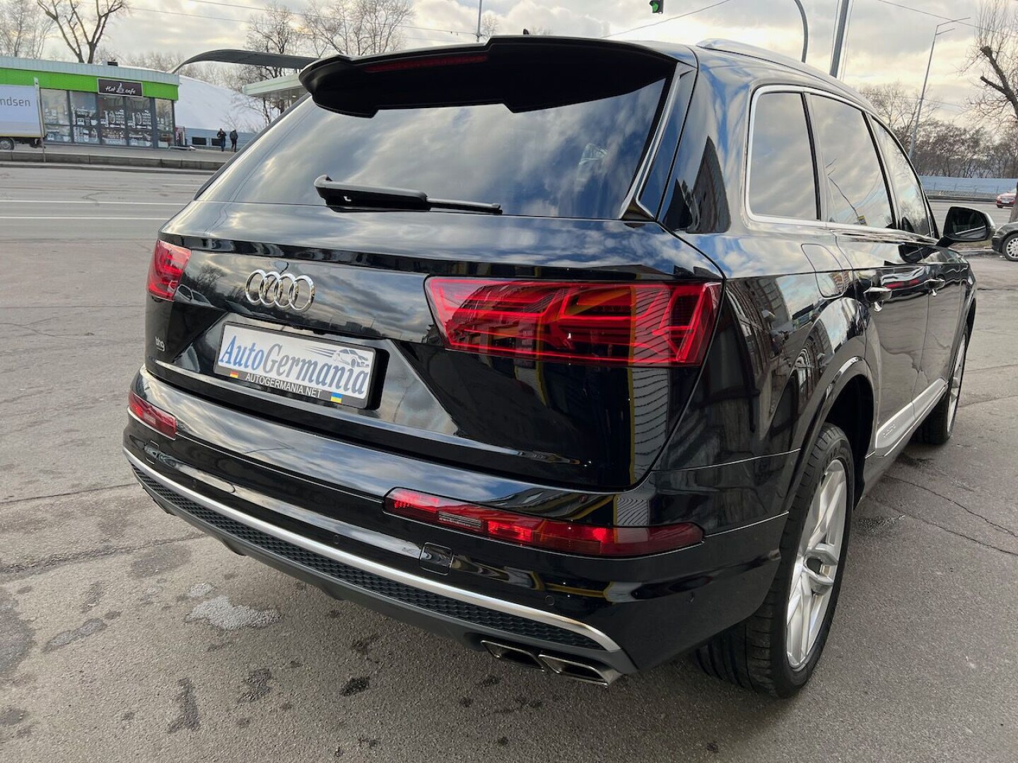 Audi SQ7 4.0TDI 435PS Matrix Bose 7местный З Німеччини (66594)