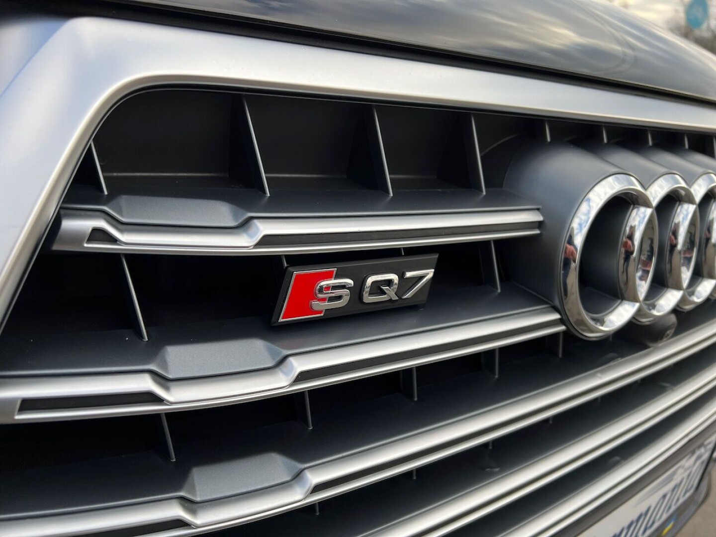 Audi SQ7 4.0TDI 435PS Matrix Bose 7местный З Німеччини (66613)