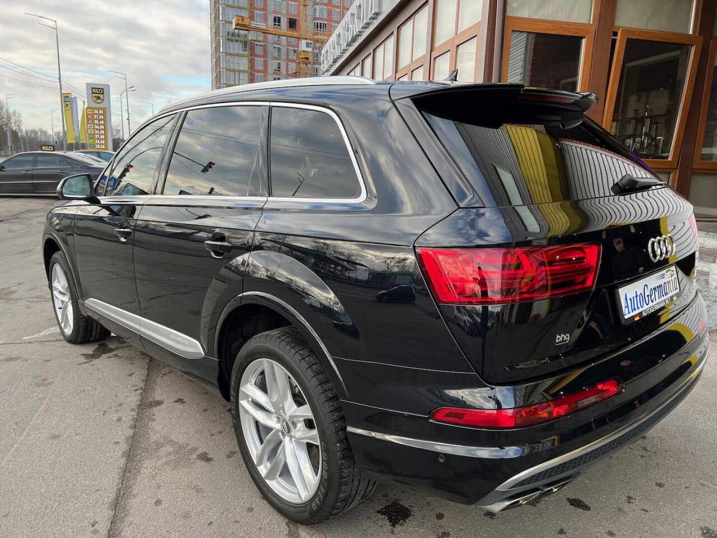 Audi SQ7 4.0TDI 435PS Matrix Bose 7местный З Німеччини (66601)