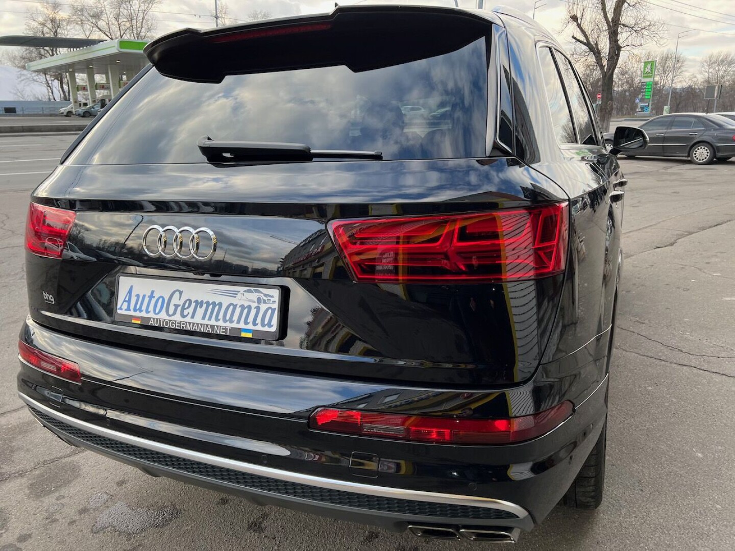 Audi SQ7 4.0TDI 435PS Matrix Bose 7местный З Німеччини (66596)