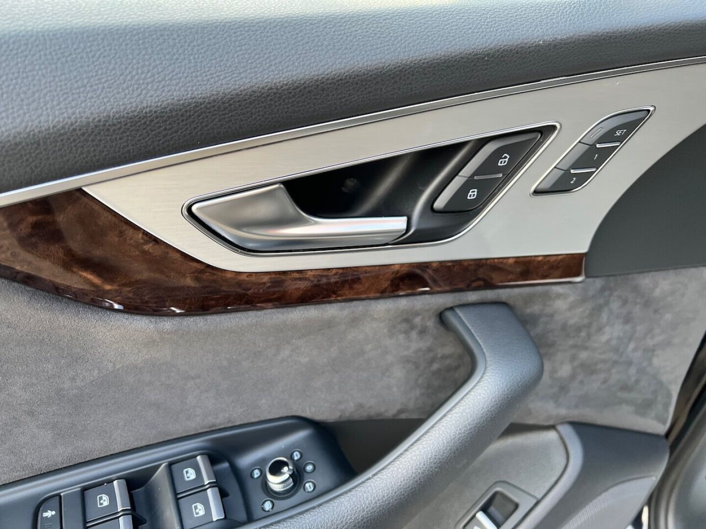 Audi SQ7 4.0TDI 435PS Matrix Bose 7местный З Німеччини (66573)