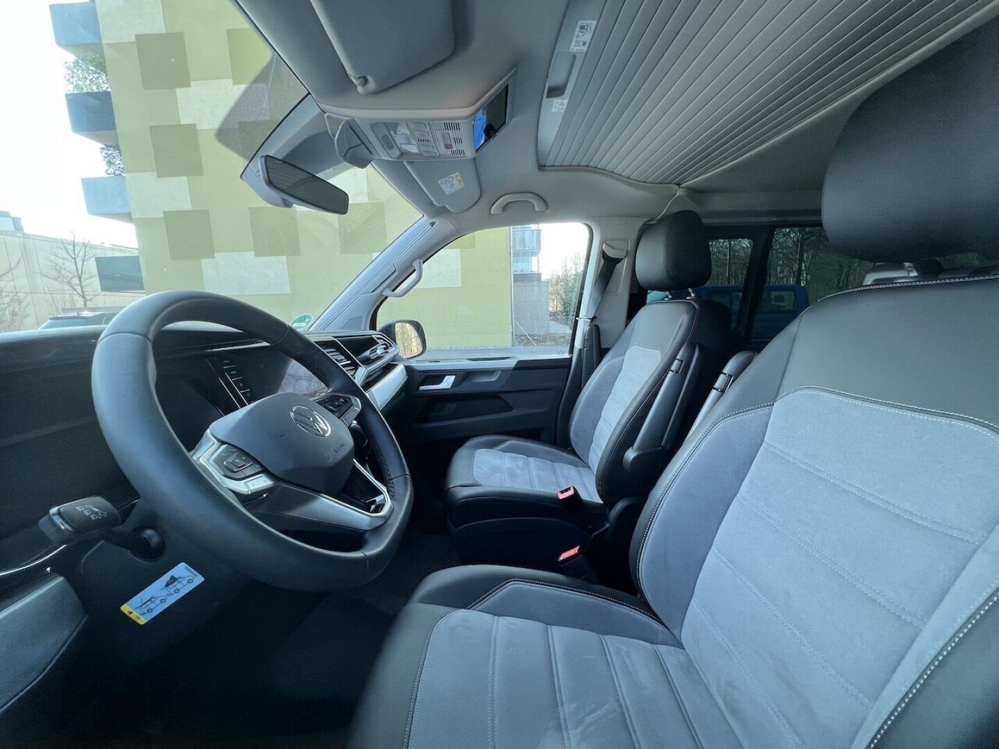 VW Multivan T6.1 California Beach 2.0 TDI 204PS DSG 4Motion З Німеччини (68907)