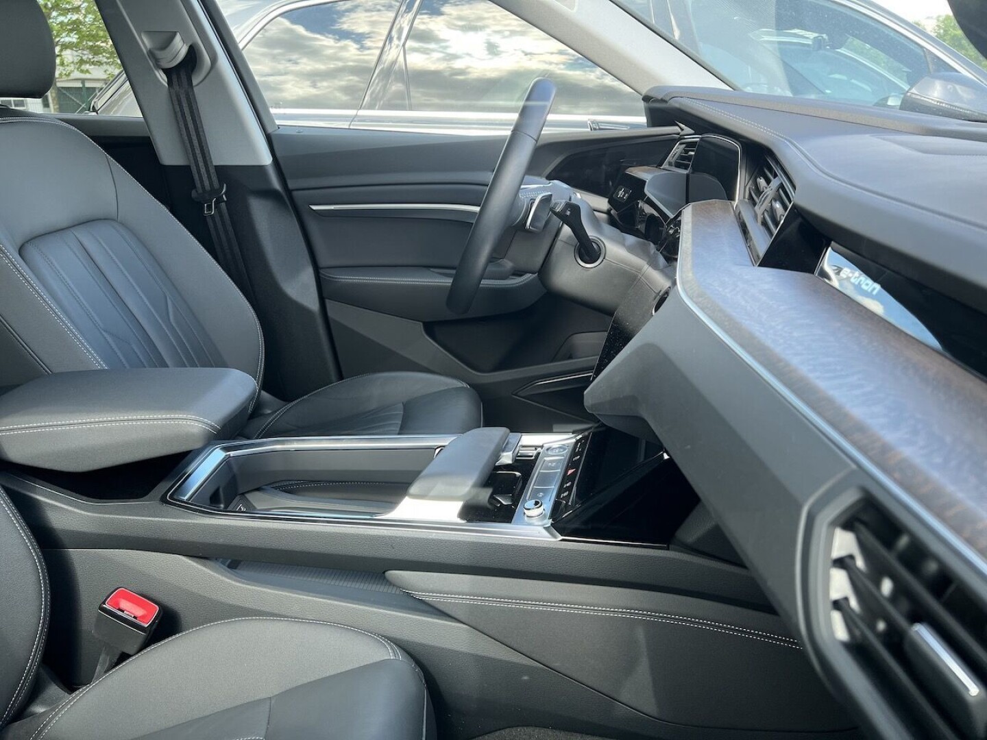 Audi e-tron 55 Quattro 408PS З Німеччини (71105)