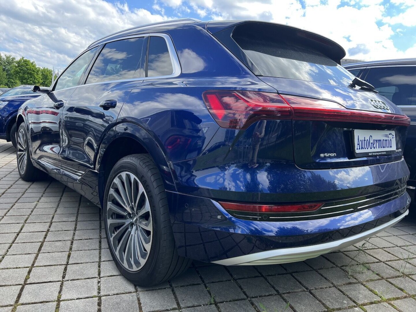Audi e-tron 55 Quattro 408PS З Німеччини (71119)