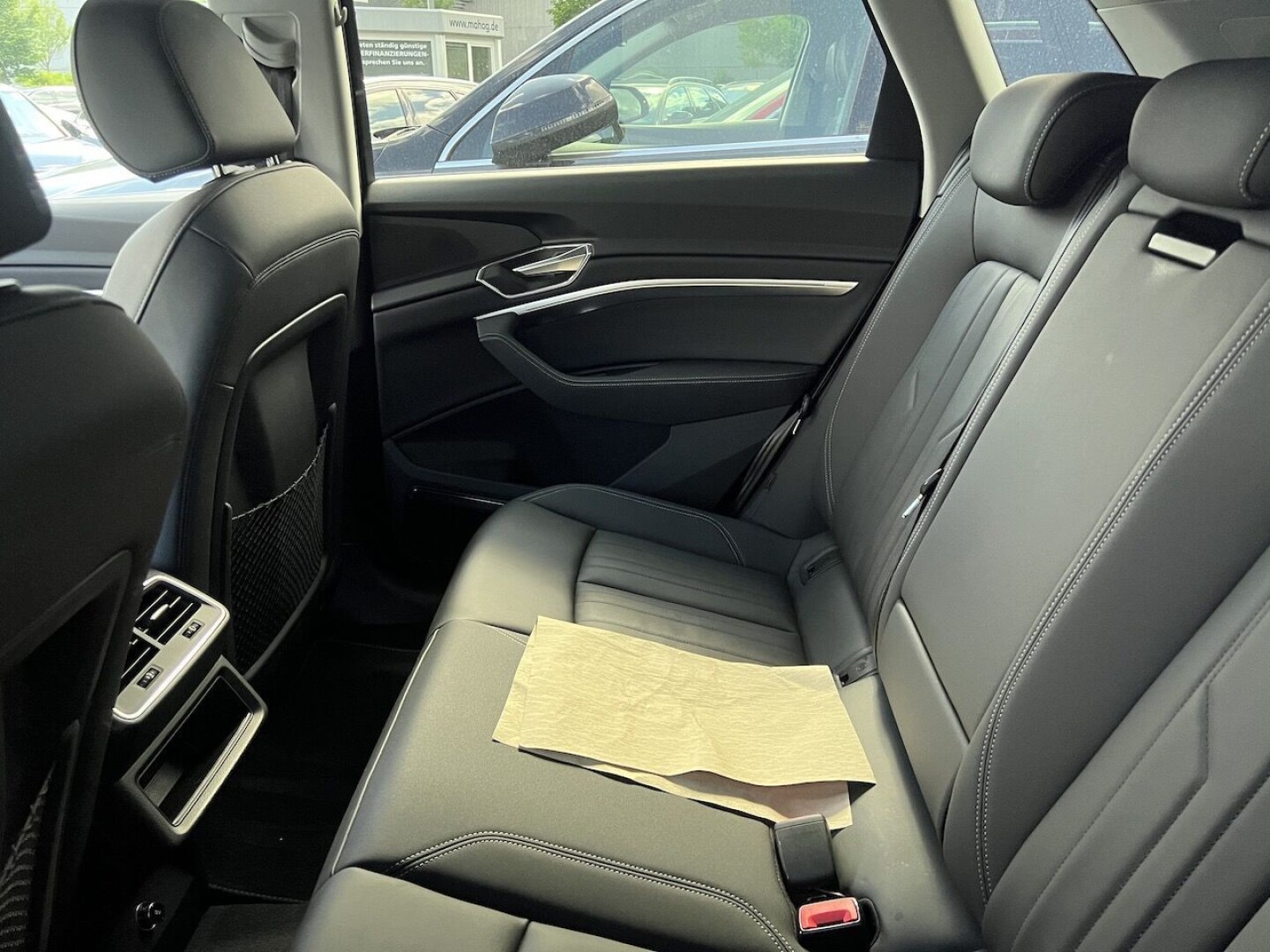 Audi e-tron 55 Quattro 408PS З Німеччини (71101)