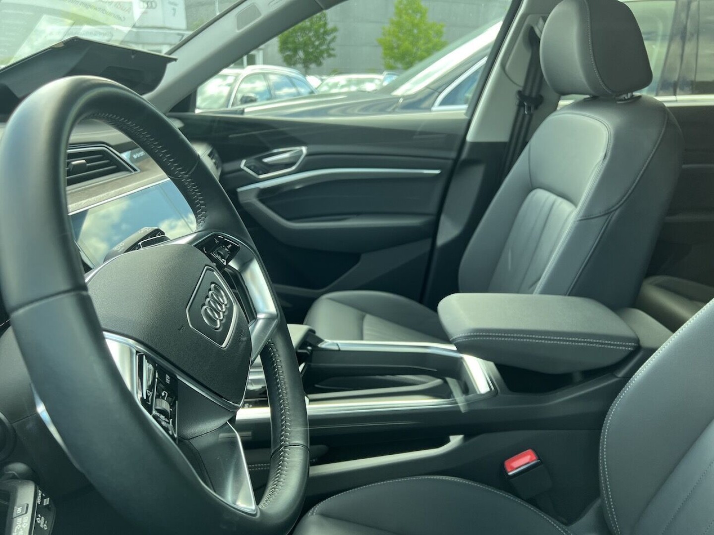 Audi e-tron 55 Quattro 408PS З Німеччини (71114)