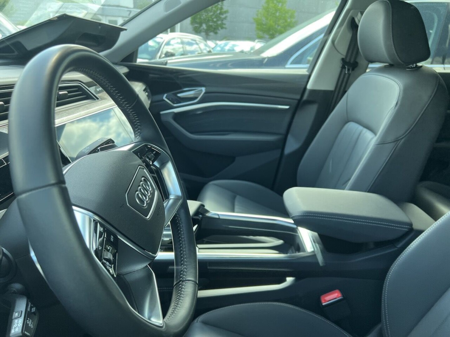 Audi e-tron 55 Quattro 408PS З Німеччини (71097)