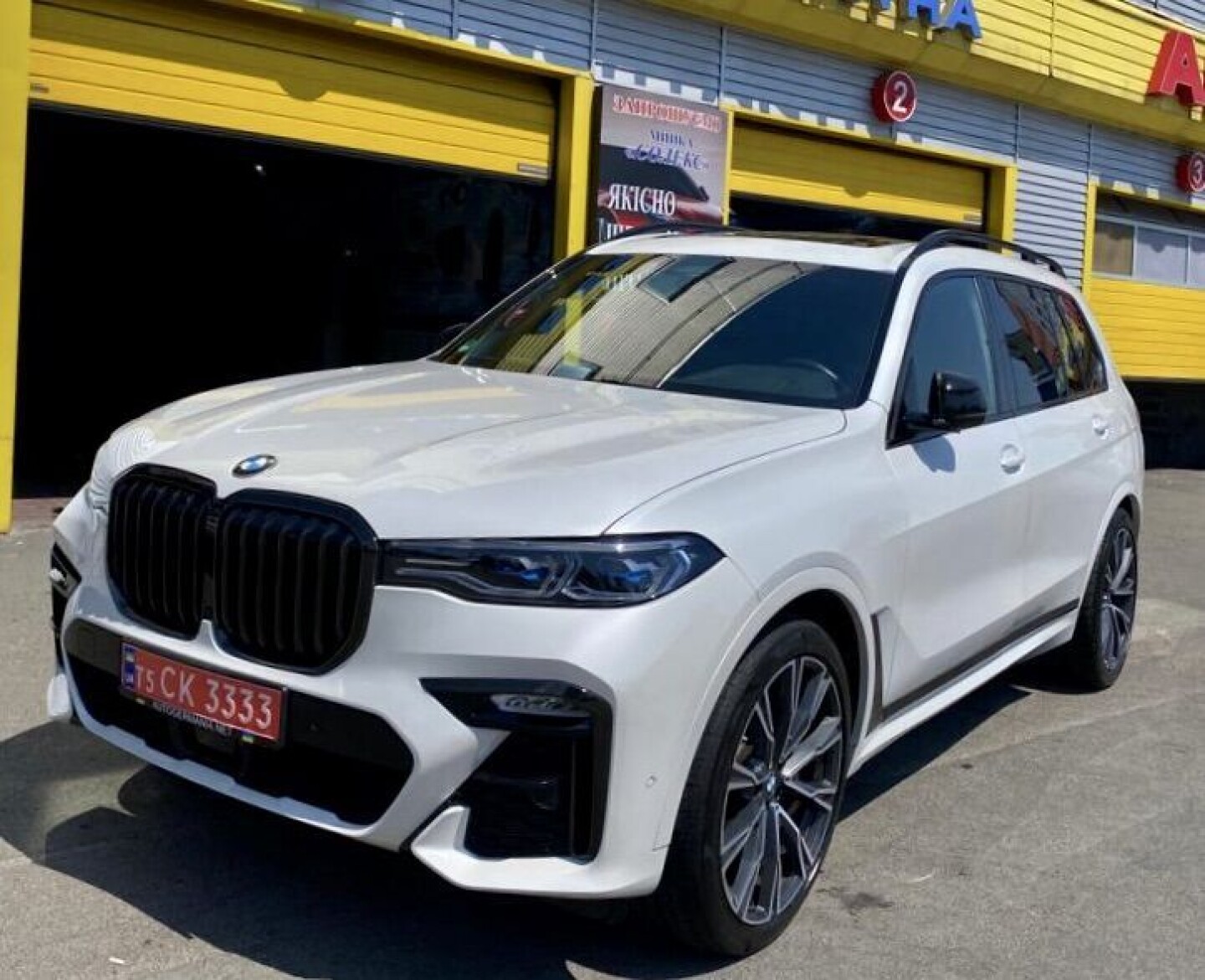 BMW X7 M50d xDrive 400PS Black-Paket Laser 7мест З Німеччини (72075)