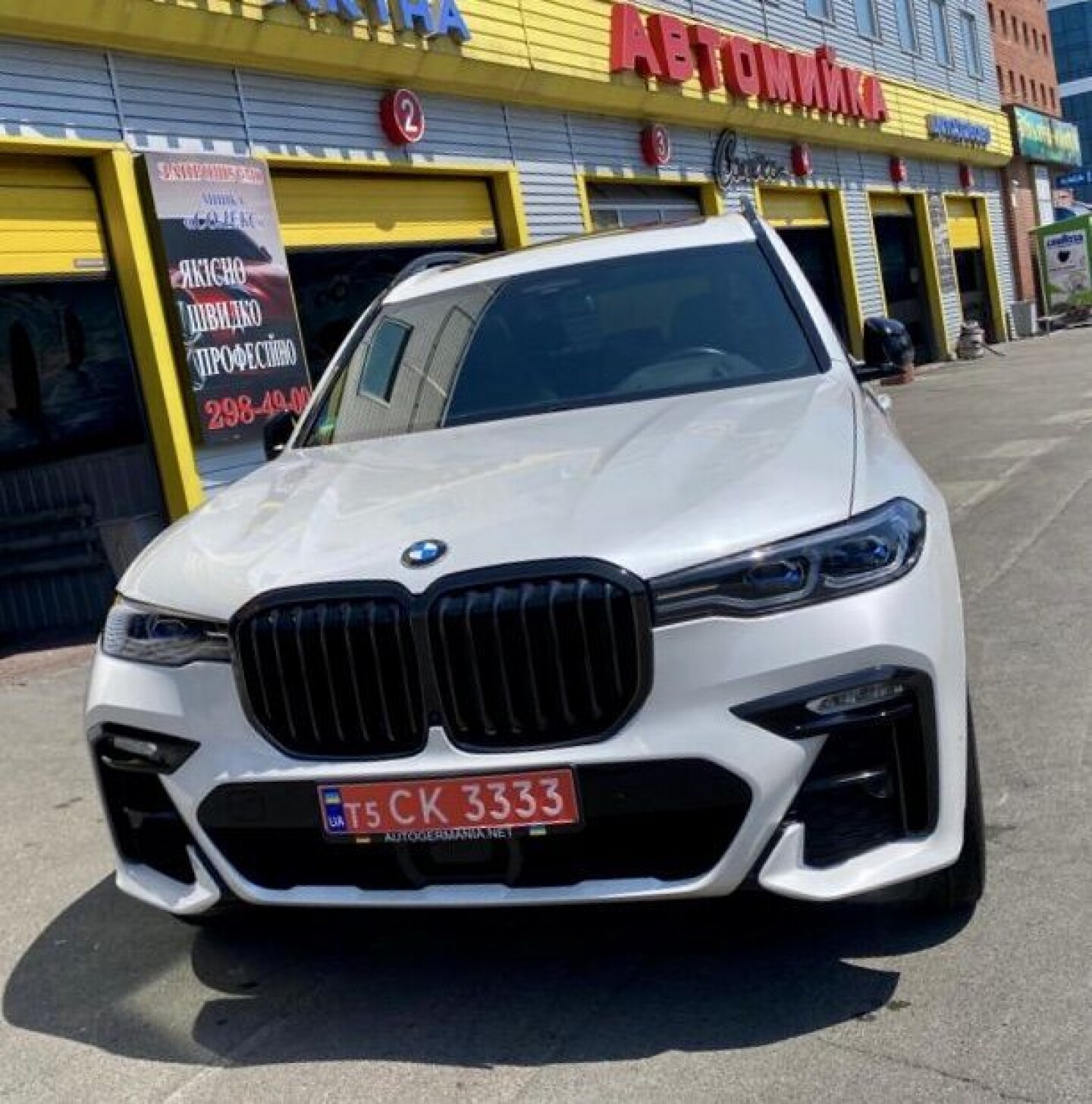 BMW X7 M50d xDrive 400PS Black-Paket Laser 7мест З Німеччини (72078)