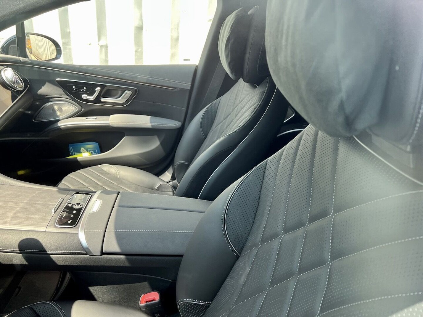 Mercedes-Benz EQS 580 4Matic 523PS AMG Individual З Німеччини (76520)