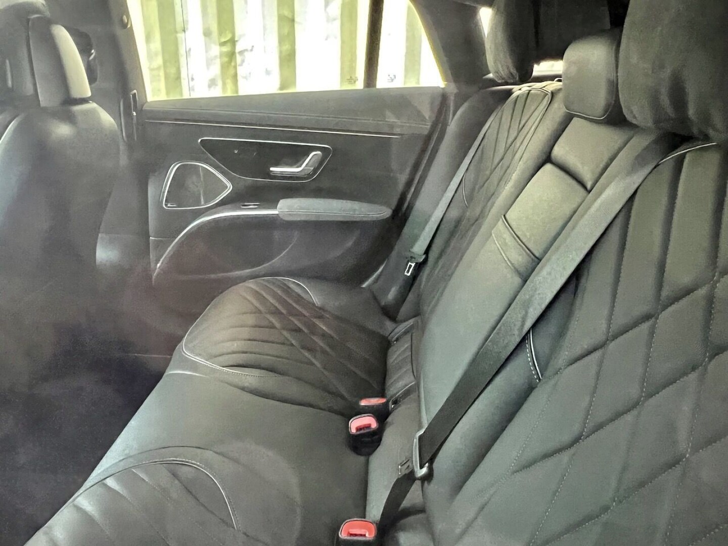 Mercedes-Benz EQS 580 4Matic 523PS AMG Individual З Німеччини (76521)