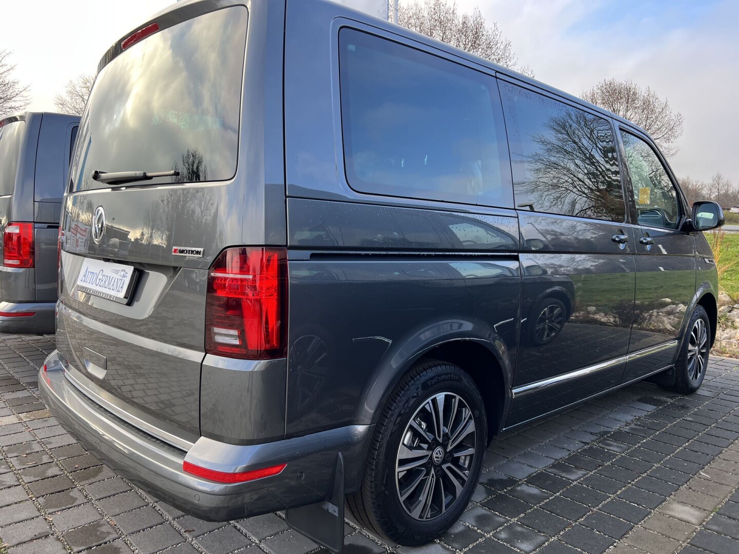 VW Multivan 2.0TDI (204PS) Highline 4Motion DSG З Німеччини (81759)