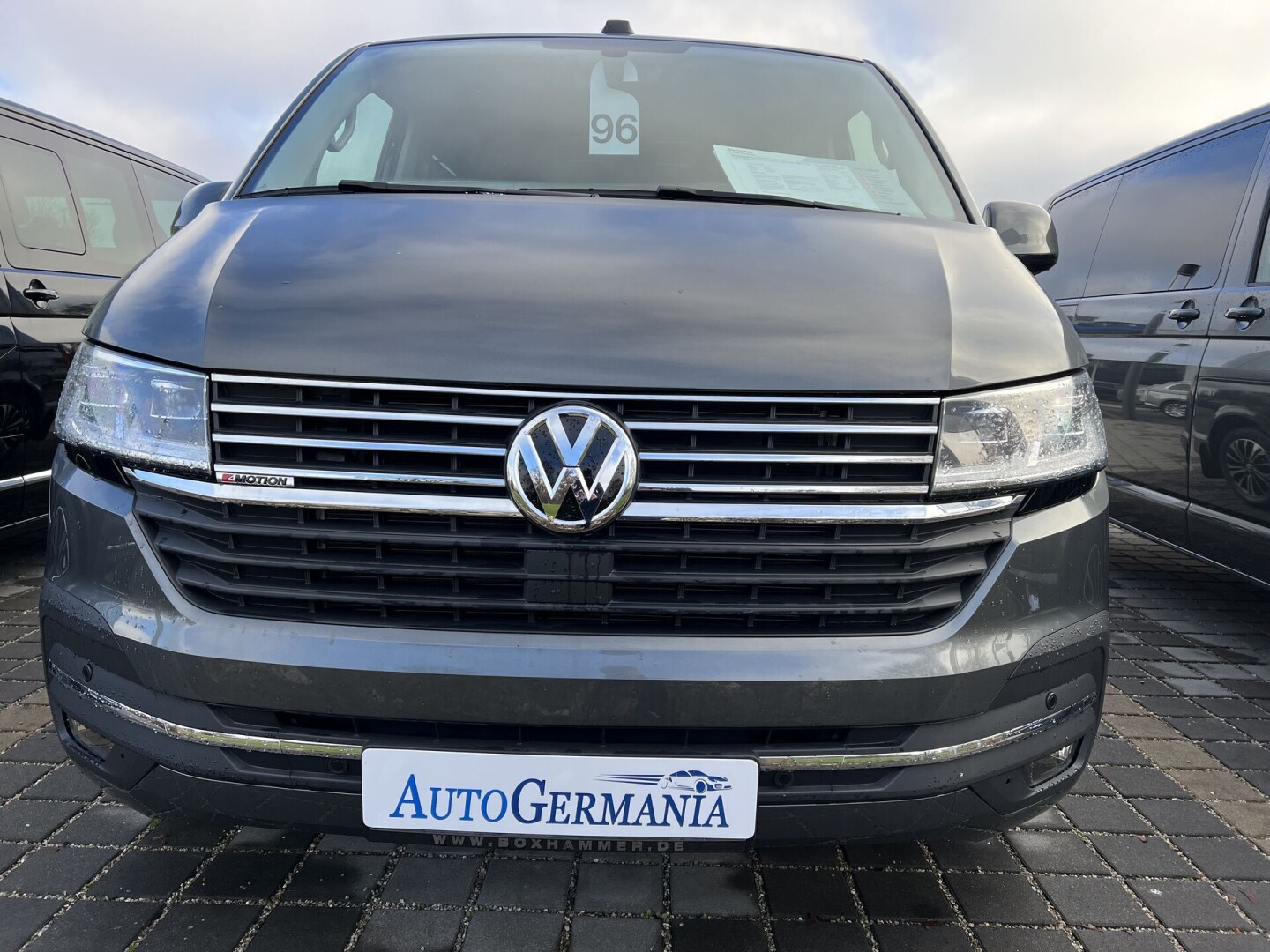 VW Multivan 2.0TDI (204PS) Highline 4Motion DSG З Німеччини (81758)