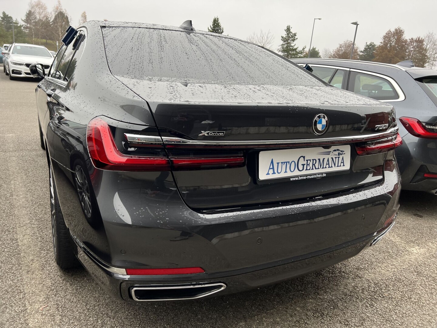  BMW 750i xDrive 530PS Laser  