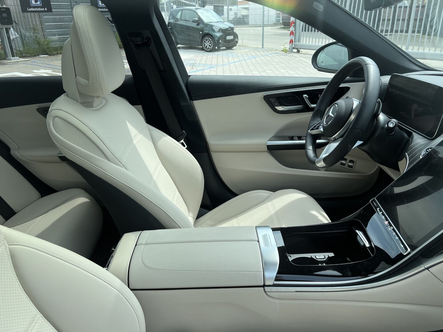 Mercedes-Benz C300e Hybrid 204PS 4Matik З Німеччини (97527)