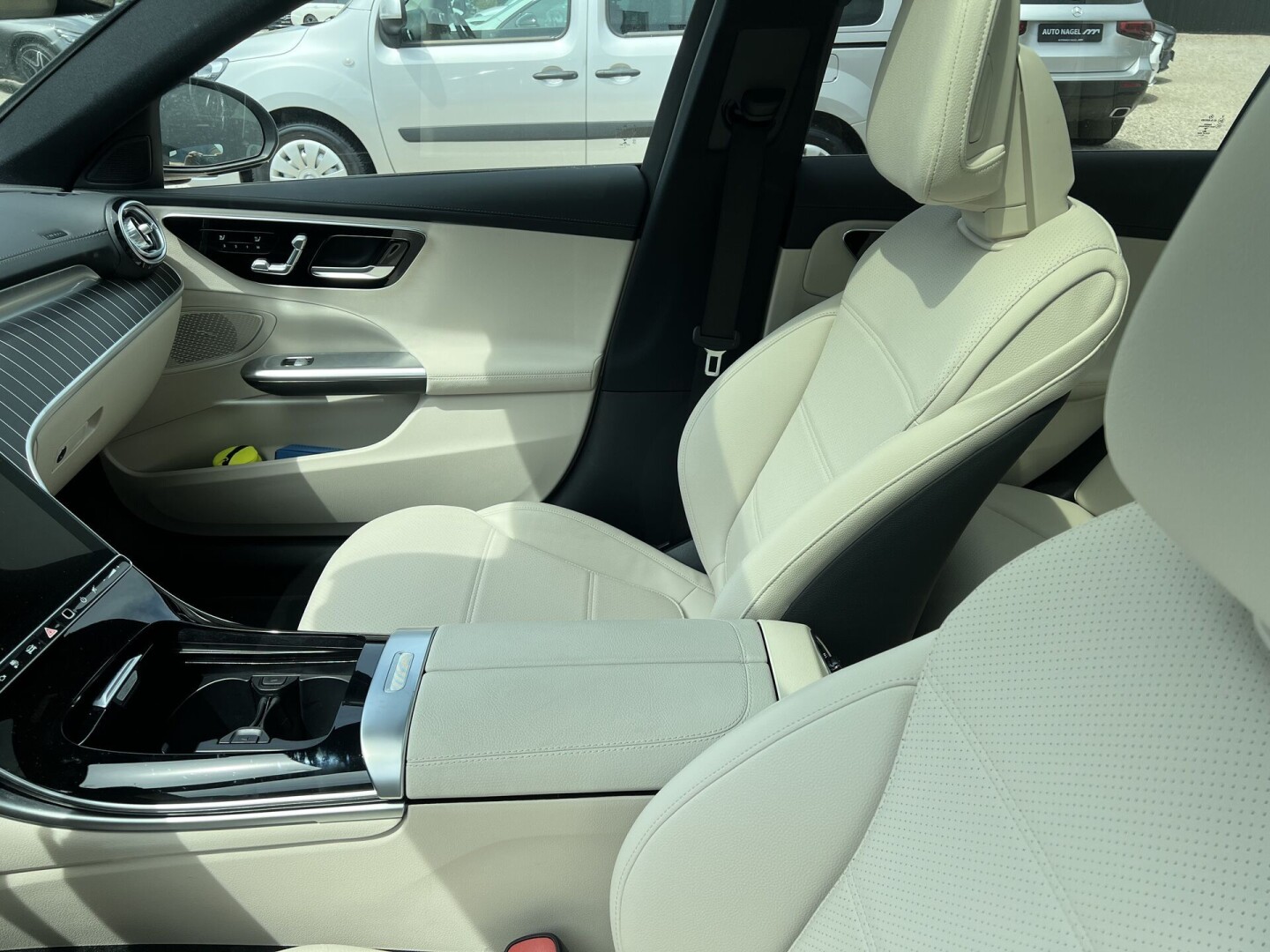 Mercedes-Benz C300e Hybrid 204PS 4Matik З Німеччини (97547)